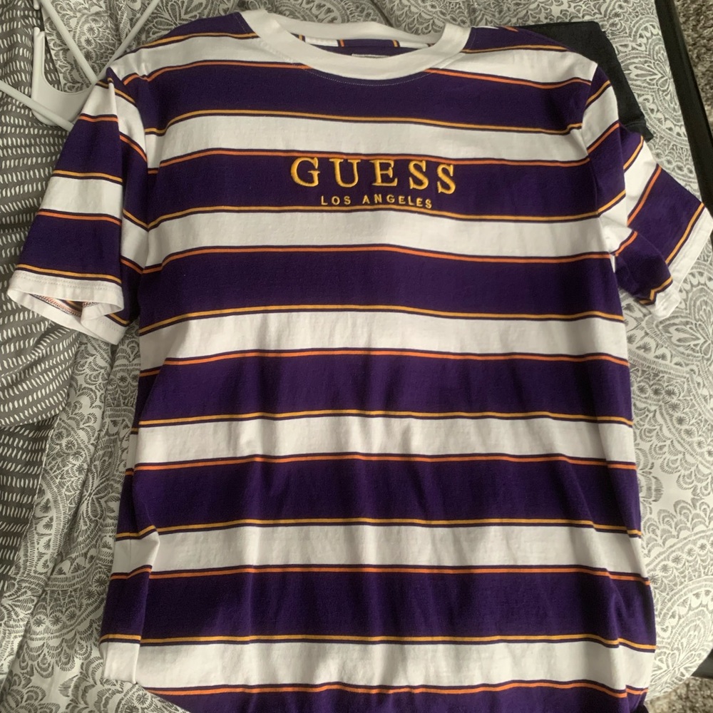 NWOT GUESS Tshirt